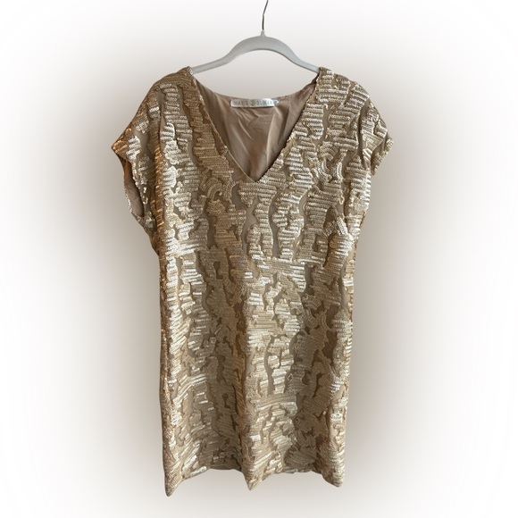 Marie Oliver Dresses & Skirts - MARIE OLIVER gold sequins sheath v-neck mini dress Size XS